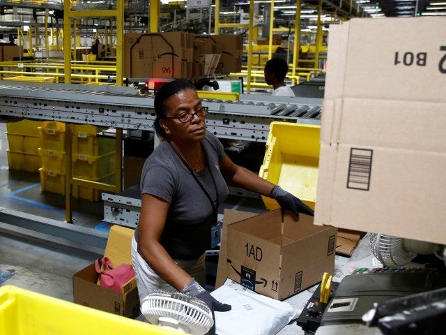 Amazon to Hire 2,500 Workers at New Texas Shipping Center