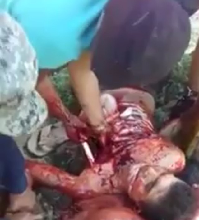 GRAPHIC - Mexican Cartel Cuts Out Living Victim’s Heart near