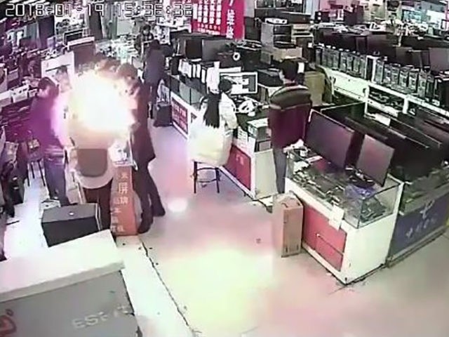 cell phone battery explodes after man bites it