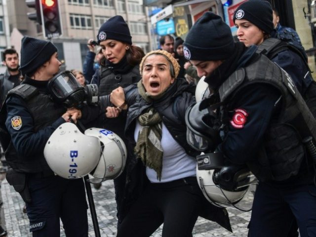 Turkey stifles anti-Syria operation protests after Erdogan warning