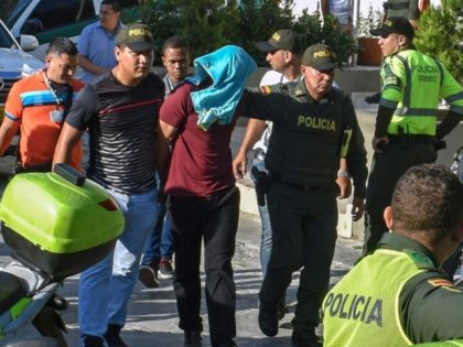 Five killed in bomb attack at Colombia police station