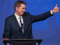 GettyImages-689174644 Andrew Scheer, newly elected leader of the Conservative Party of Canada, addresses the party's convention in Toronto, Ontario, May 27, 2017. / AFP PHOTO / Geoff Robins (Photo credit should read GEOFF ROBINS/AFP/Getty Images)