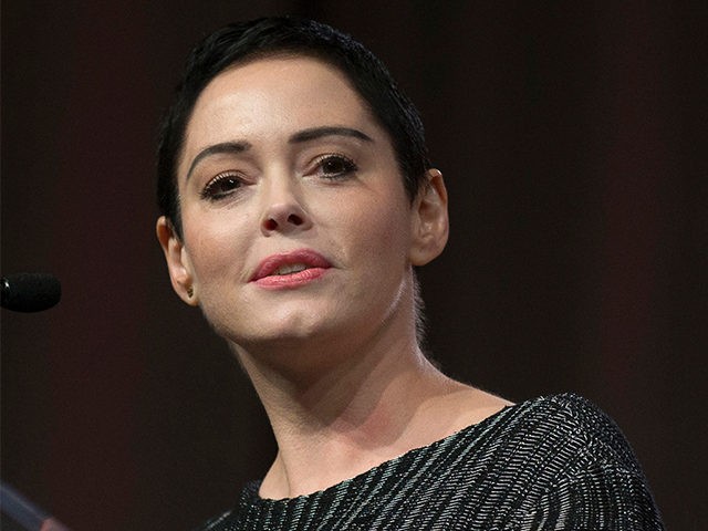 US actress Rose McGowan gives opening remarks to the audience at the Women's March / Women