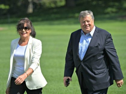 Melania's parents, Immigration