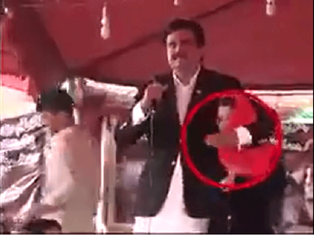 Video of PML-N senator Nisar Muhammad 'groping' a little girl during Karachi protest. He w