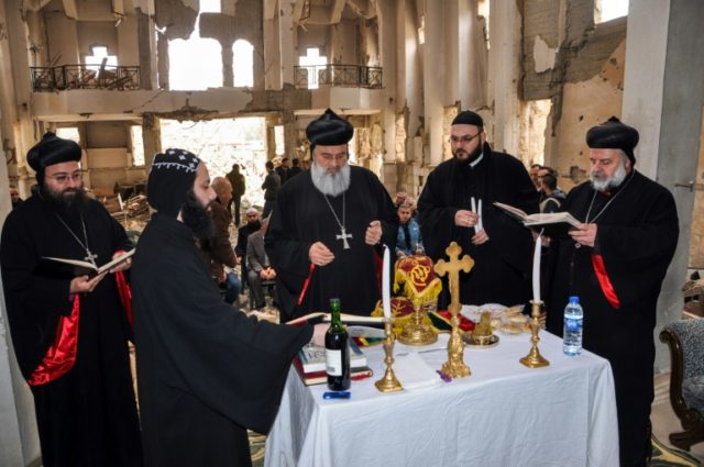 Syria Christians hold first prayer in years in ravaged Deir Ezzor church