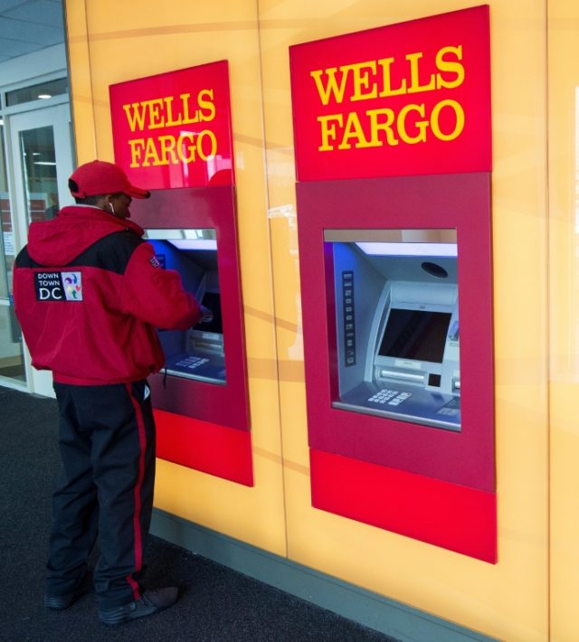 US orders Wells Fargo to halt expansion over 'abuses'