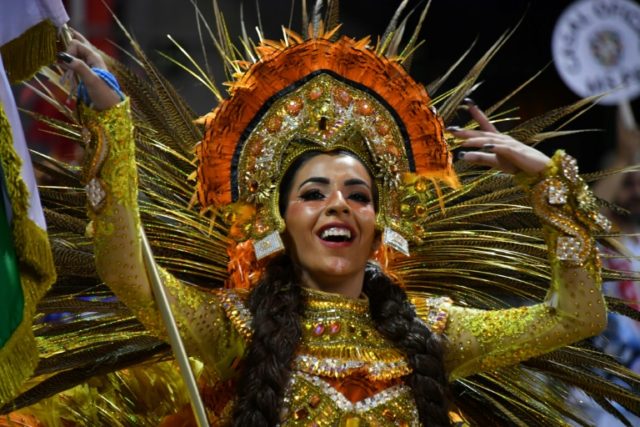 Troubled Rio de Janeiro stages 'greatest show' of samba parades