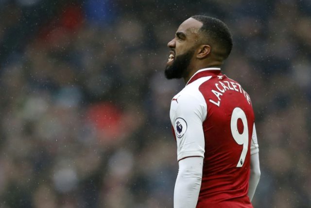 Arsenal's Lacazette out for up to 6 weeks after knee op