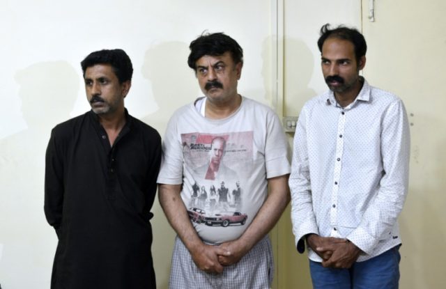 Pakistan officials arrest gang in spinal fluid scam