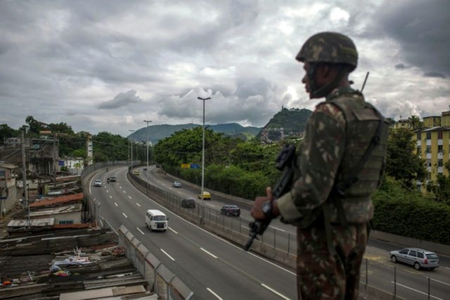 Brazil's Temer gives army full control of Rio security