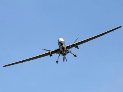 Drone kills two Qaeda suspects as Yemen troops launch assault