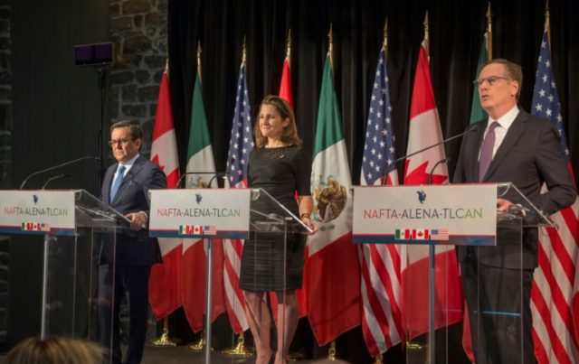 Mexico to host 'difficult' new round of NAFTA talks