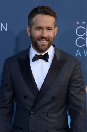 Ryan Reynolds meets with Make-A-Wish kids on set of 'Deadpool 2'