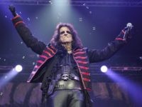Photo by: KGC-138/STAR MAX/IPx 6/18/16 Alice Cooper performs at The 02 Arena. (London, England)