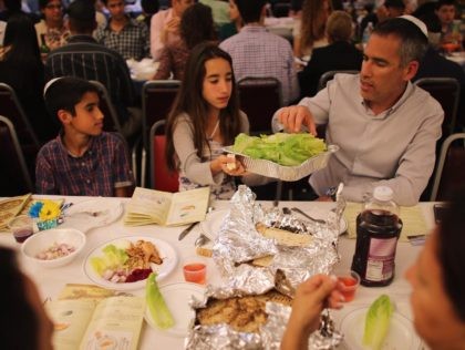 Passover Seder (Joe Raedle / Getty)