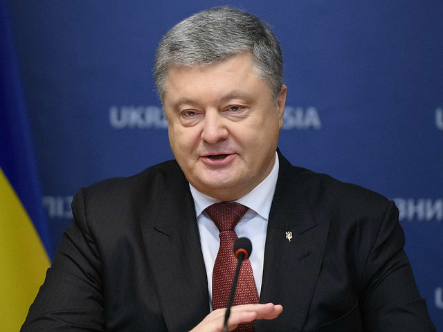 Petro Poroshenko during Signing an agreement between Ukrzaliznytsya and General Electric T