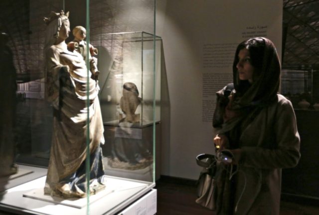 Iranians welcome Louvre show despite tense diplomacy