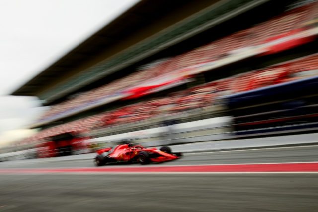 Vettel blitzes Barcelona lap record