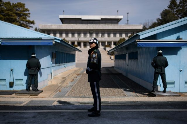 Two Koreas to hold high-level talks ahead of summit