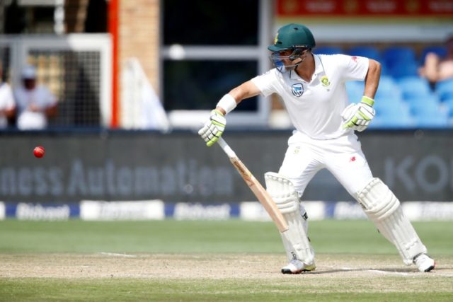 South Africa build up 401-run lead over battling Aussies
