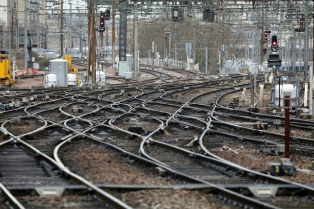 What track for France? Railway reform, Britain vs Germany