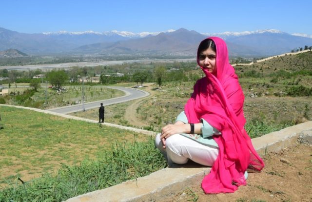 Malala leaves Pakistan after emotional visit