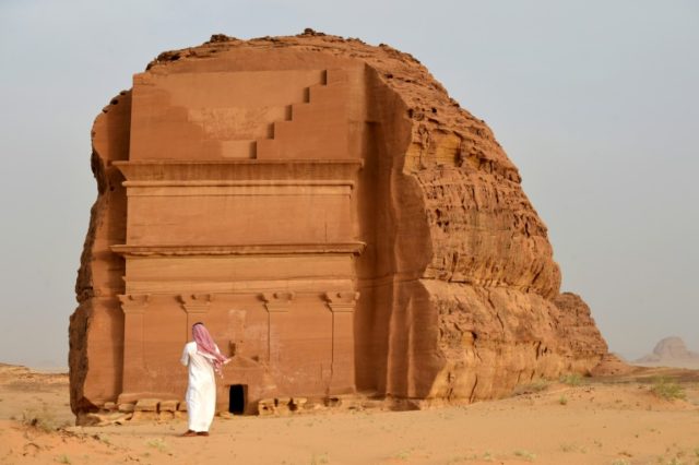 Desert ruins of Al-Ula: Saudis revive forgotten past