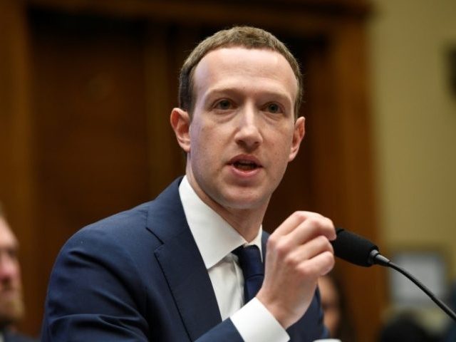Zuckerberg defends Facebook business model