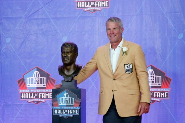 NFL great Favre fears 'thousands' of concussions