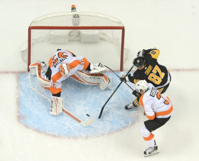 Redemption for Elliott as Flyers stun Penguins