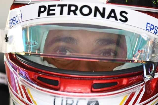 'Extremely close' in China as Hamilton edges Raikkonen in practice