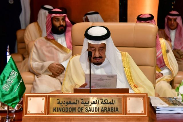 Saudi king slams Iran 'interference' as Arab leaders meet