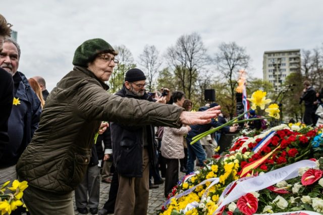 Daffodils to mark 75 years after Warsaw ghetto uprising