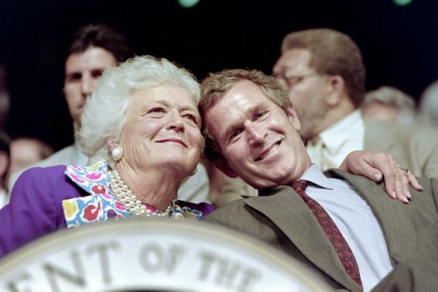 'Outpouring of love' as America mourns Barbara Bush