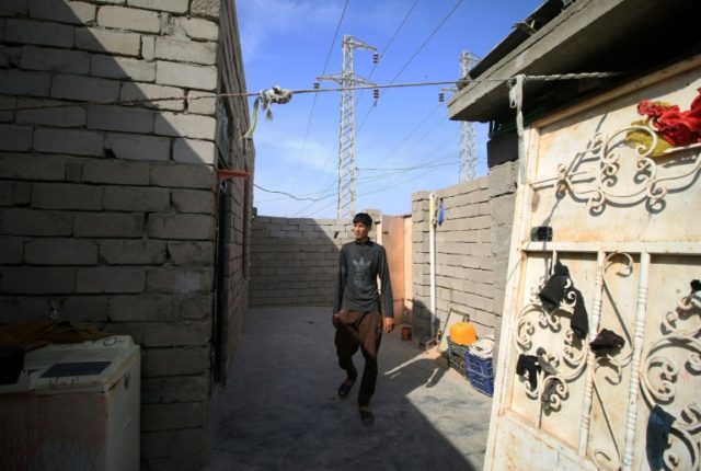 In Iraq's oil-rich Basra, shanty towns flourish