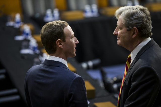 US senators introduce social media privacy bill