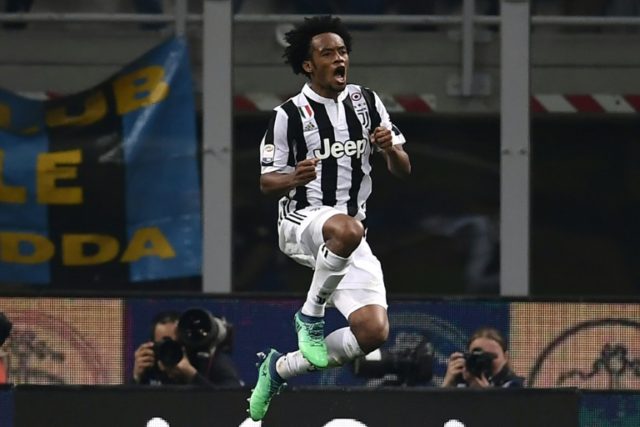 Juventus keep control of title race with dramatic late show at Inter