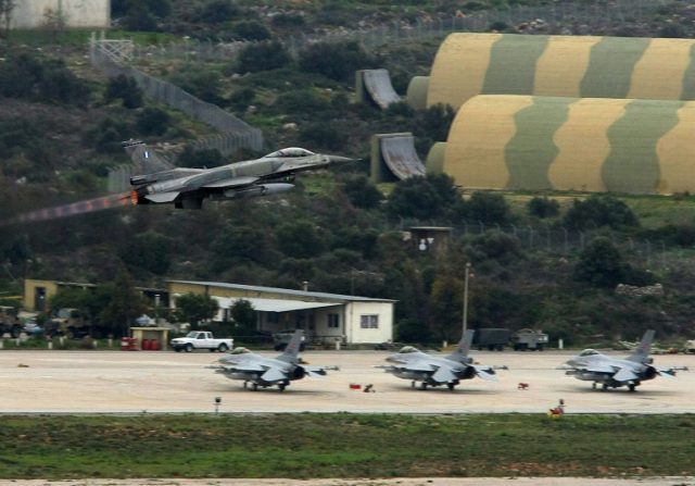 Greece decides on F-16 warplane upgrade: official