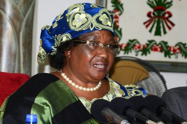 Malawi's ex-president Banda returns after four-year exile