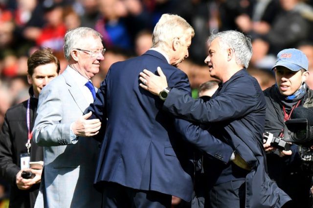 Wenger given Old Trafford send-off by Ferguson