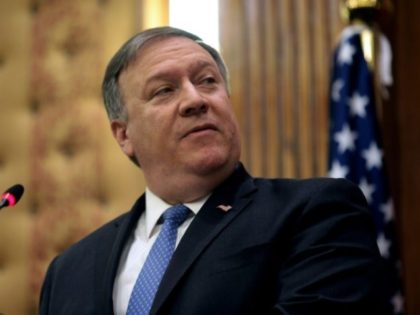 Pompeo puts onus on Palestinians to rejoin peace talks