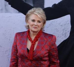 Candice Bergen shares first photo from set of 'Murphy Brown' revival
