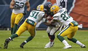 Davon House: Green Bay Packers re-sign CB, release LB
