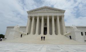 Supreme Court rejects deportation mandate for criminal migrants