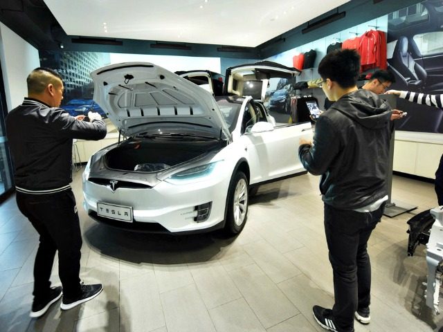 Autos, Tesla, China