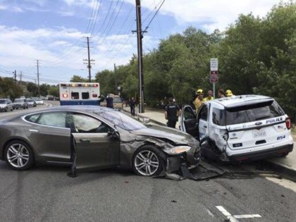 Tesla crash (Laguna Beach Police Department via AP)