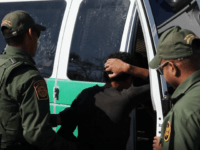 Border Patrol agents arrest illegal immigrant near Texas border.