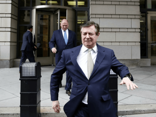 Paul Manafort departs Federal District Court after a hearing, Thursday, April 19, 2018, in