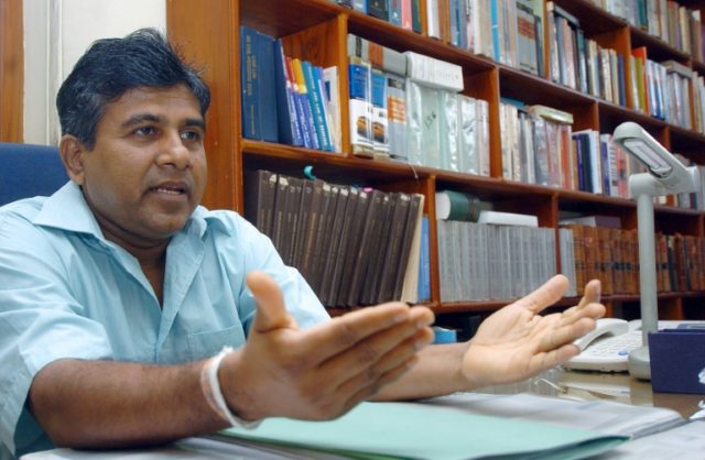 Sri Lanka reinstates sacked minister amid govt tensions